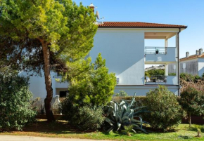 Holiday House Suzana